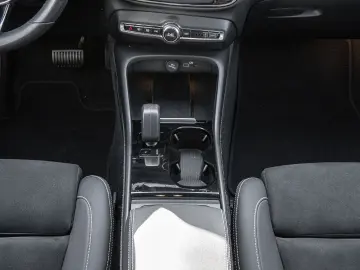 VOLVO XC40 Ultimate Recharge Pure Electric AWD Twin St