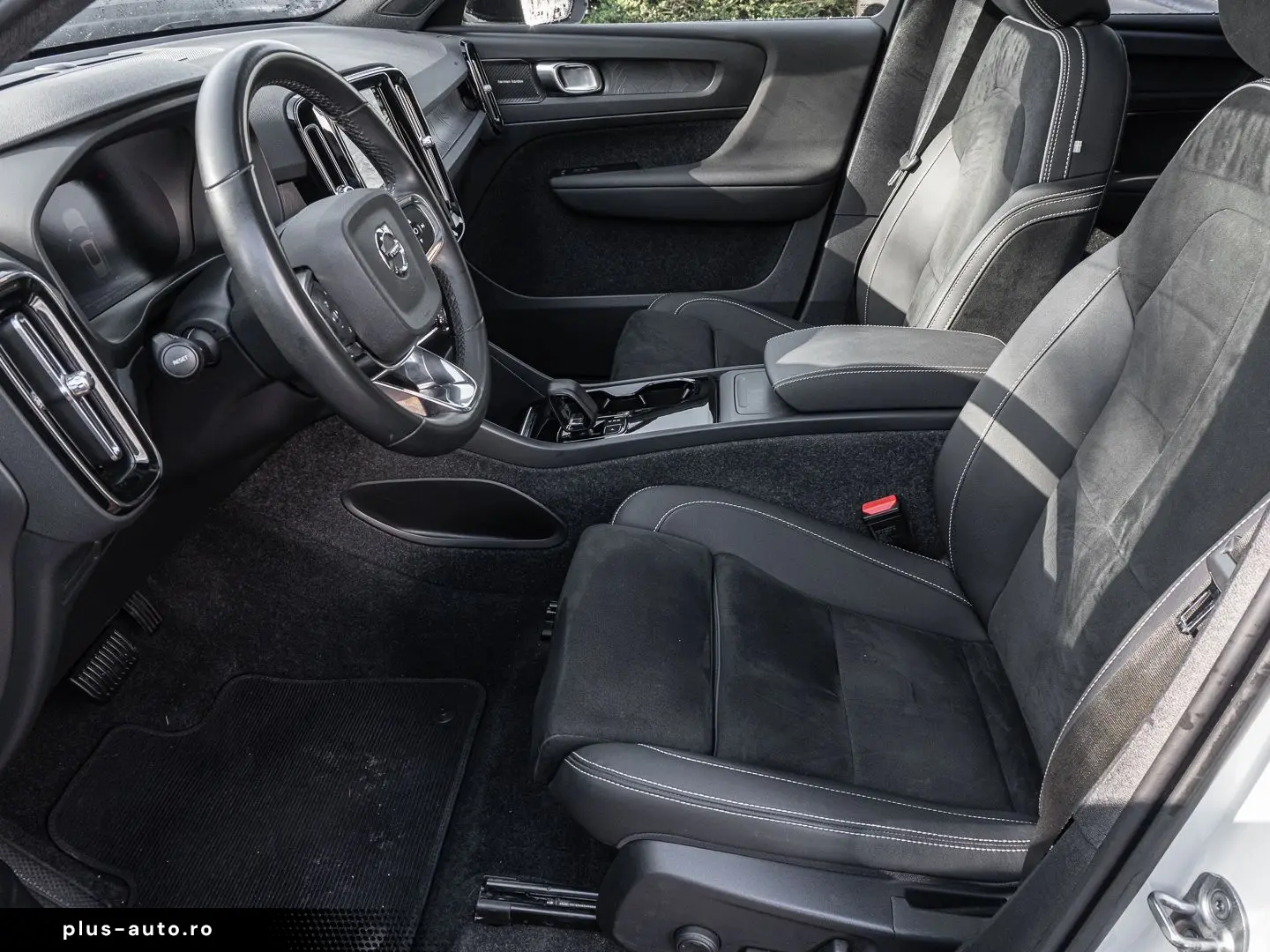 VOLVO XC40 Ultimate Recharge Pure Electric AWD Twin St