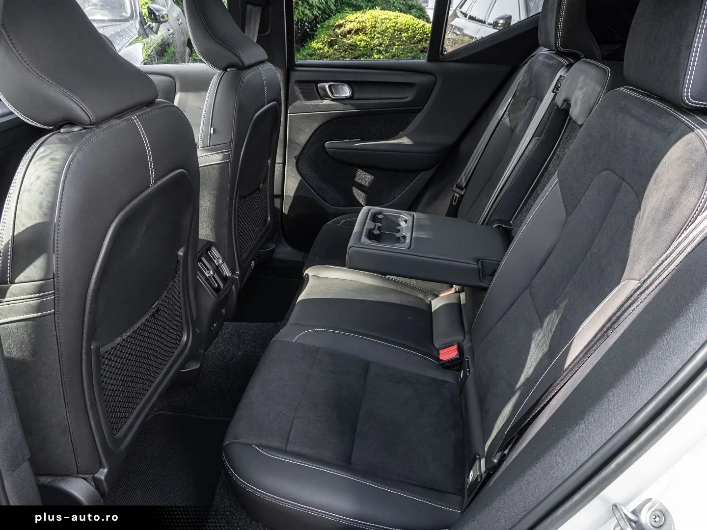 VOLVO XC40 Ultimate Recharge Pure Electric AWD Twin St