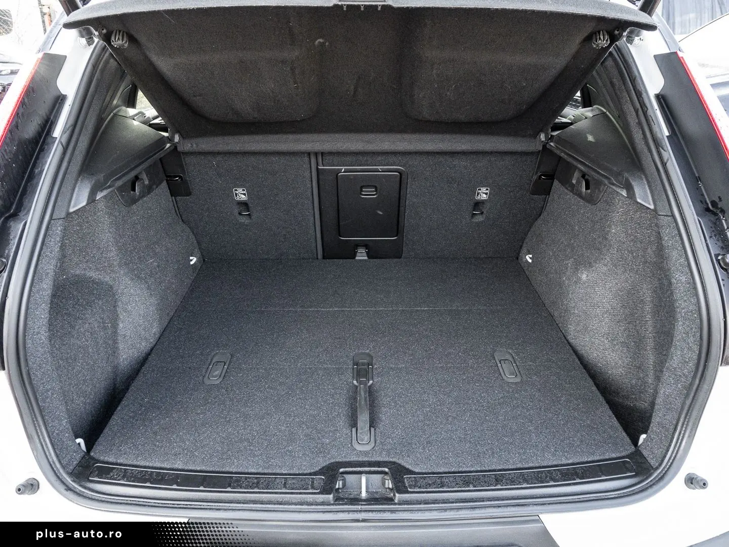 VOLVO XC40 Ultimate Recharge Pure Electric AWD Twin St