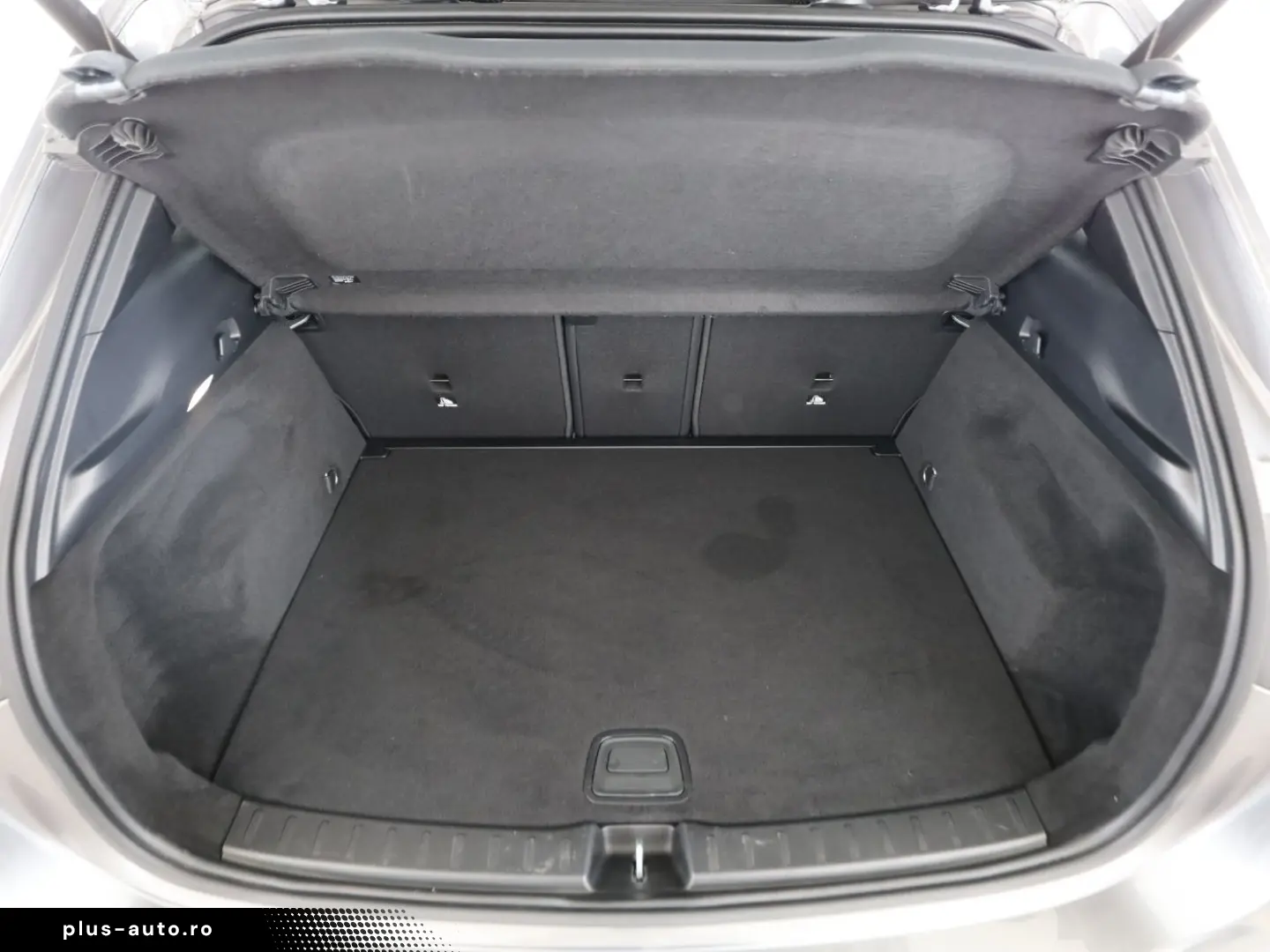 MERCEDES-BENZ GLA 200 AMG AHK PANO 360  DISTR KEYLES&hellip;