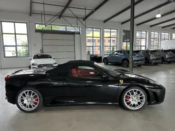 FERRARI F430 Spider F1