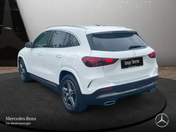 MERCEDES-BENZ GLA 200 d AMG Adv.  PANO AHK EASY-P. T…