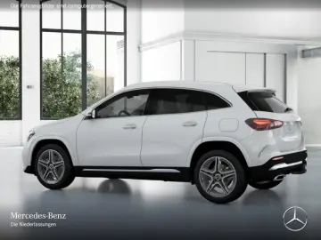 MERCEDES-BENZ GLA 200 d AMG Adv.  PANO AHK EASY-P. T…