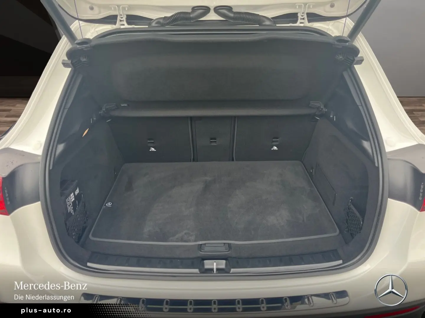 MERCEDES-BENZ GLA 200 d AMG Adv.  PANO AHK EASY-P. T&hellip;