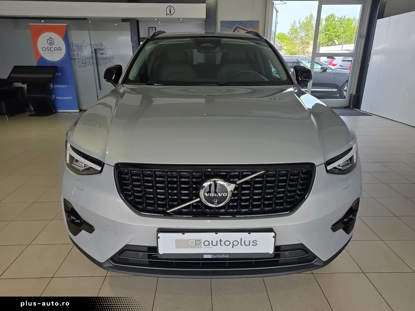 VOLVO XC40 B4 Plus Dark ACC BLIS 360  Leder Pixel-LED