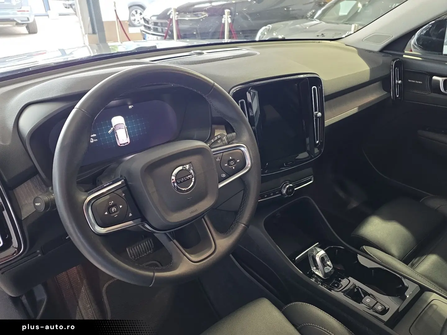 VOLVO XC40 B4 Plus Dark ACC BLIS 360  Leder Pixel-LED