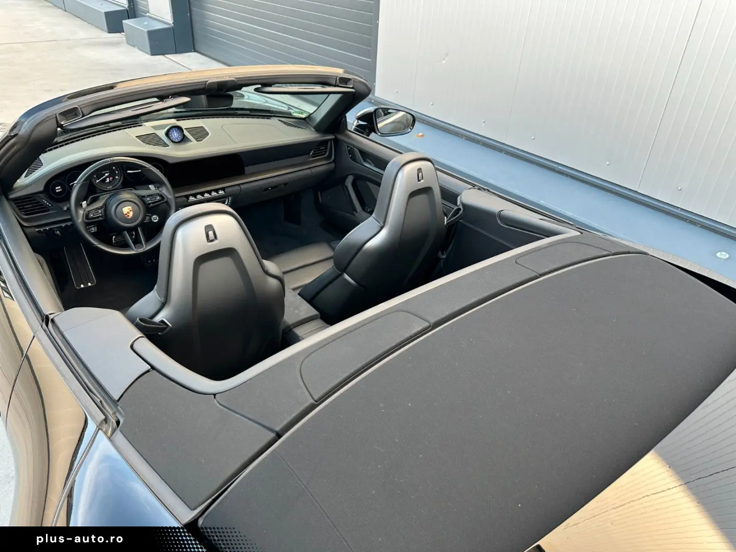 PORSCHE 992 GTS Cabriolet Bose MwSt. 1.Hand