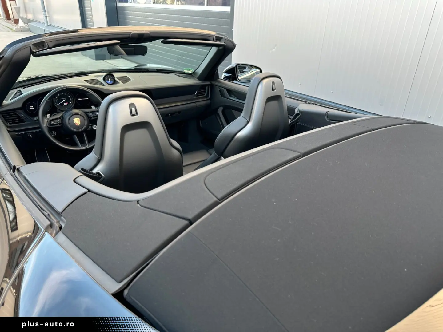 PORSCHE 992 GTS Cabriolet Bose MwSt. 1.Hand