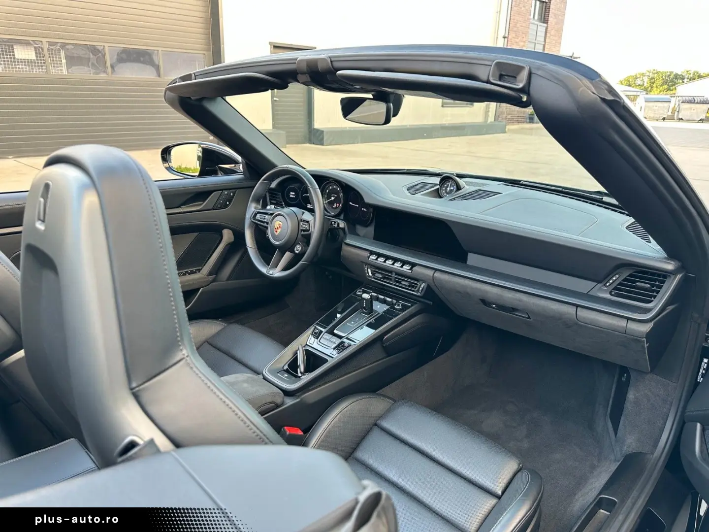 PORSCHE 992 GTS Cabriolet Bose MwSt. 1.Hand