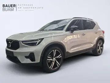 VOLVO XC40 Ultra Dark 2WD
