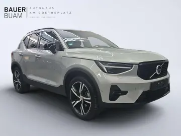 VOLVO XC40 Ultra Dark 2WD