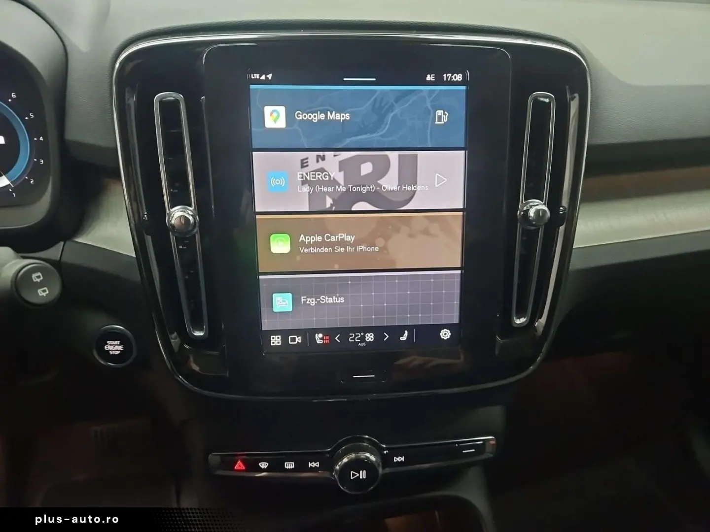 VOLVO XC40 Ultra Dark 2WD