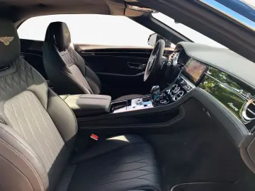 BENTLEY New Continental GTC V8 Azure