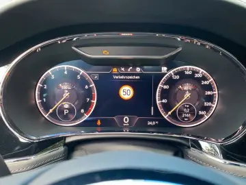 BENTLEY New Continental GTC V8 Azure