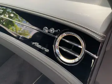 BENTLEY New Continental GTC V8 Azure