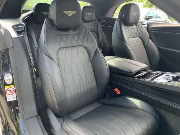 BENTLEY New Continental GTC V8 Azure