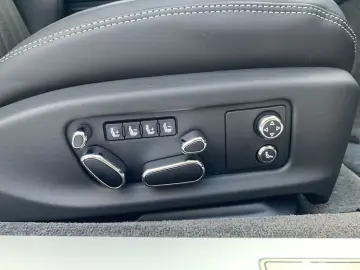 BENTLEY New Continental GTC V8 Azure