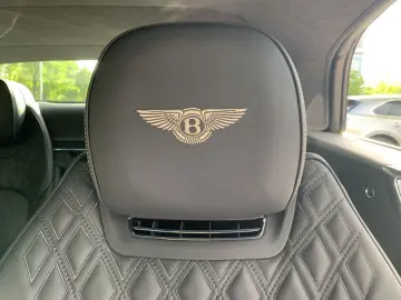 BENTLEY New Continental GTC V8 Azure