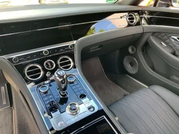 BENTLEY New Continental GTC V8 Azure