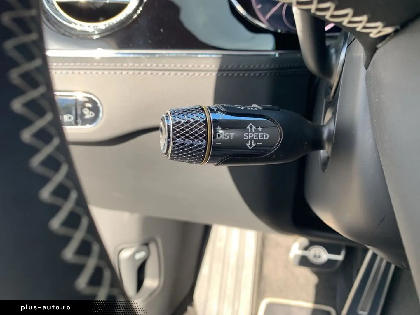 BENTLEY New Continental GTC V8 Azure