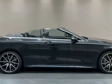 MERCEDES-BENZ S560 Cabrio AMG LINE   1. HAND MEMORY KAMERA