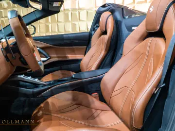 FERRARI 812 GTS    LIFT   SURR   CARBON