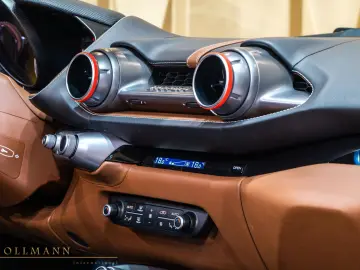 FERRARI 812 GTS    LIFT   SURR   CARBON