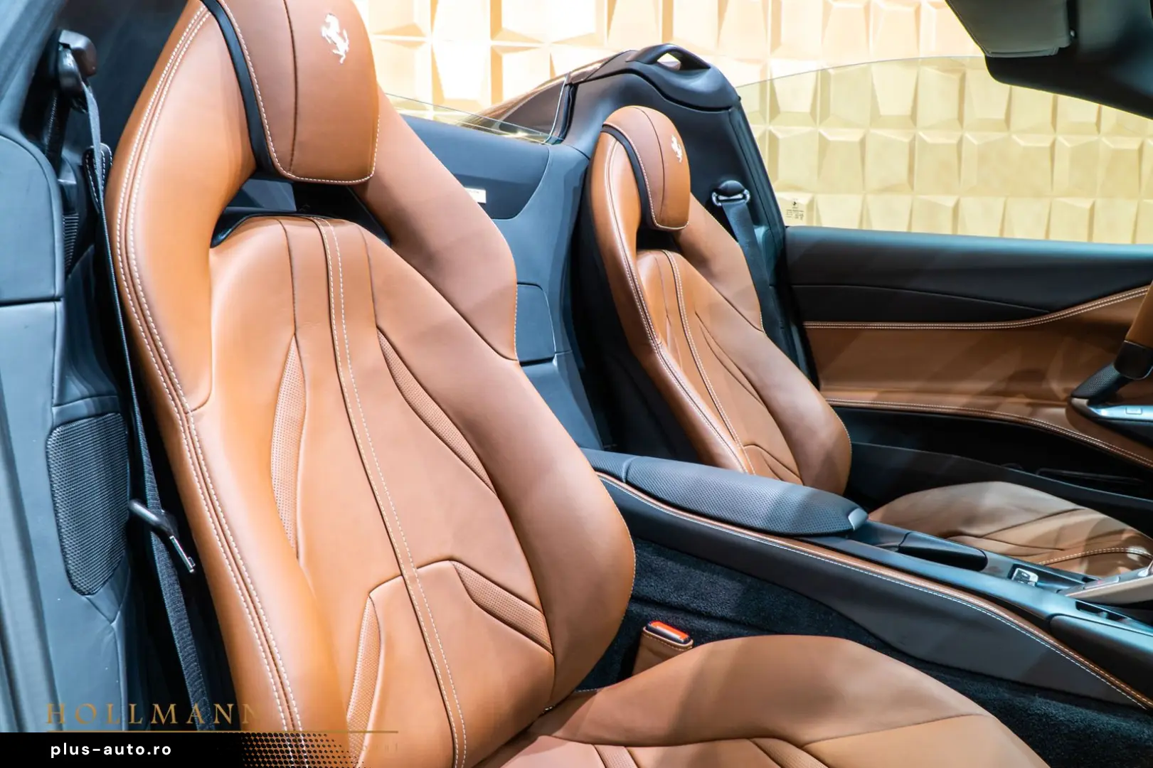 FERRARI 812 GTS    LIFT   SURR   CARBON