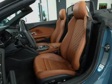 AUDI R8 Spyder qu performance CARBON-PAKET RAUTEN 1.H