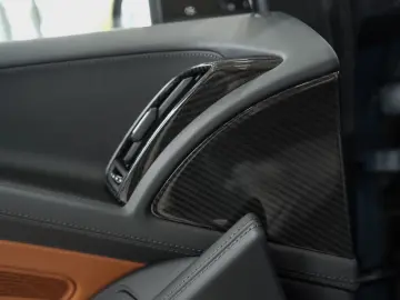 AUDI R8 Spyder qu performance CARBON-PAKET RAUTEN 1.H
