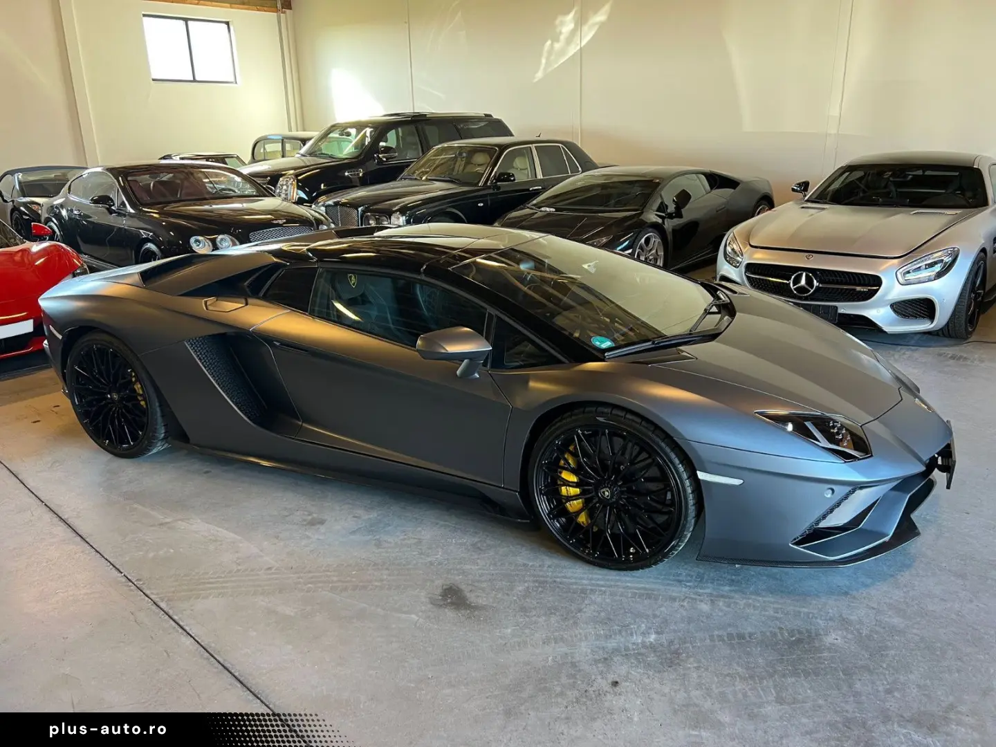 LAMBORGHINI Aventador S Roadster-TOP-LEASING-FINANZIERUNG-