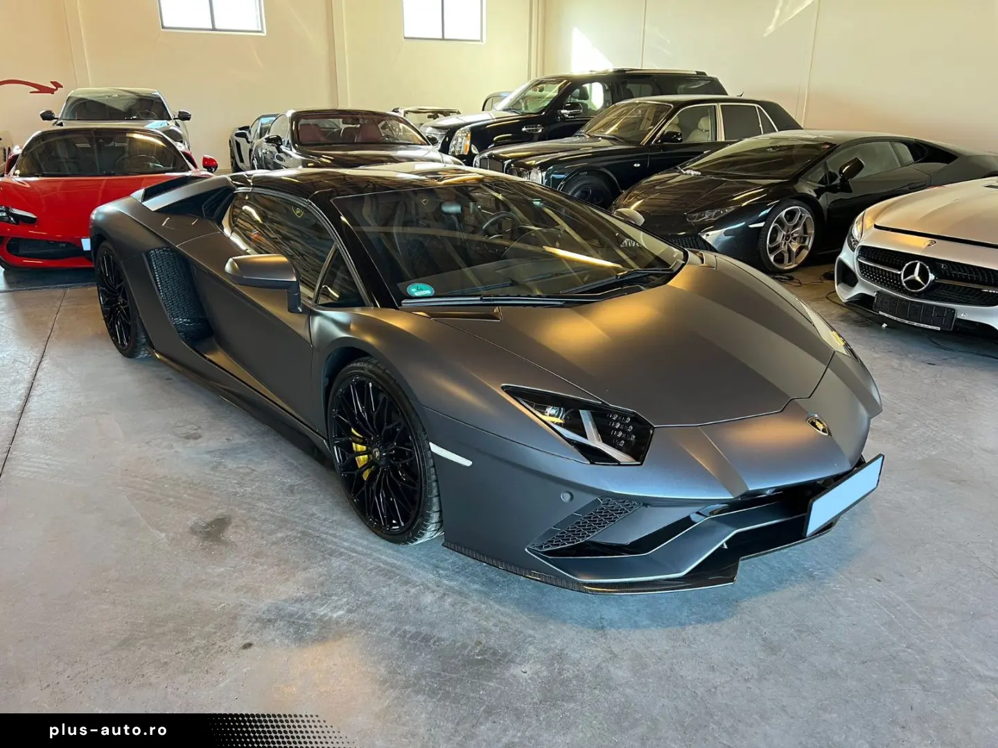 LAMBORGHINI Aventador S Roadster-TOP-LEASING-FINANZIERUNG-