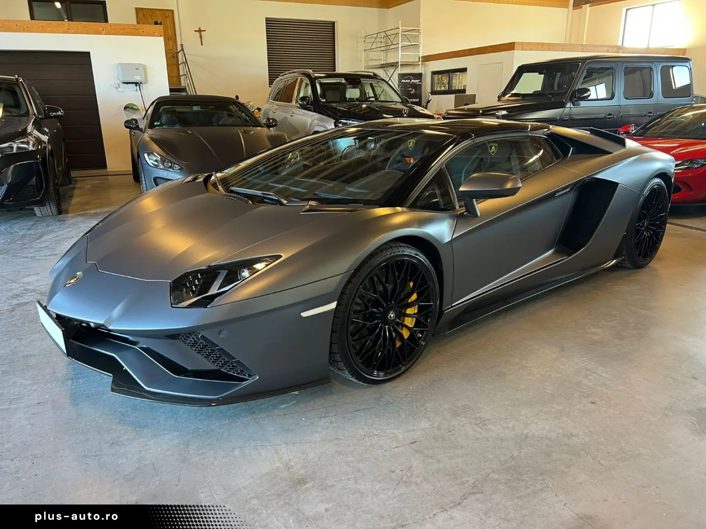 LAMBORGHINI Aventador S Roadster-TOP-LEASING-FINANZIERUNG-