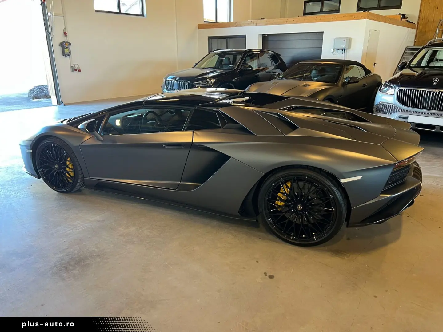 LAMBORGHINI Aventador S Roadster-TOP-LEASING-FINANZIERUNG-