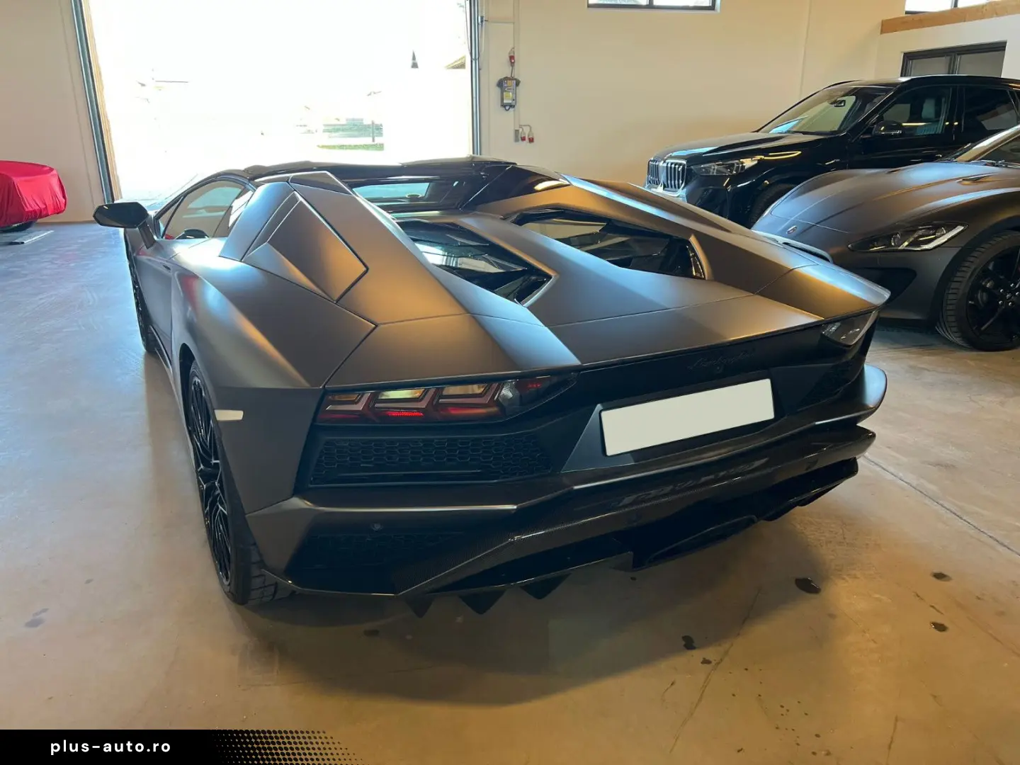 LAMBORGHINI Aventador S Roadster-TOP-LEASING-FINANZIERUNG-