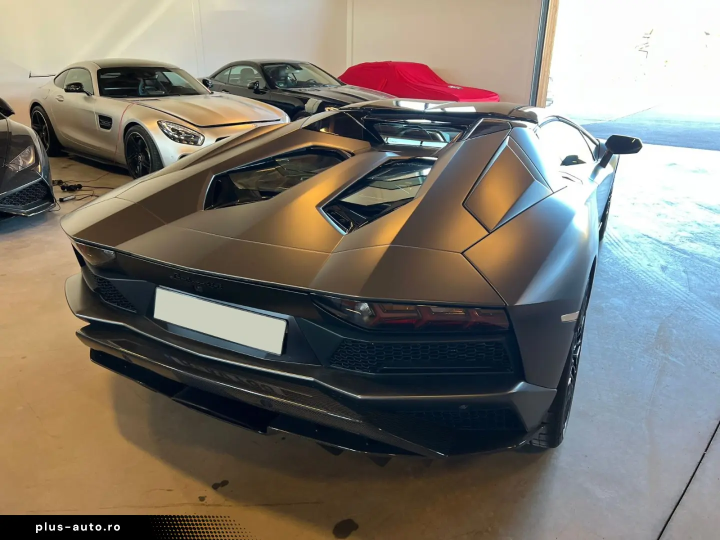 LAMBORGHINI Aventador S Roadster-TOP-LEASING-FINANZIERUNG-