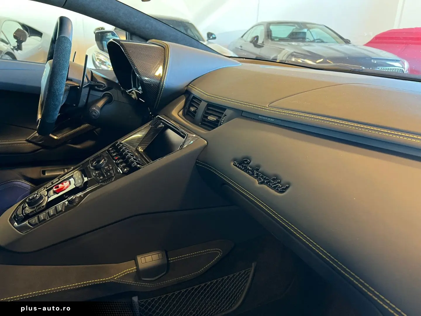 LAMBORGHINI Aventador S Roadster-TOP-LEASING-FINANZIERUNG-