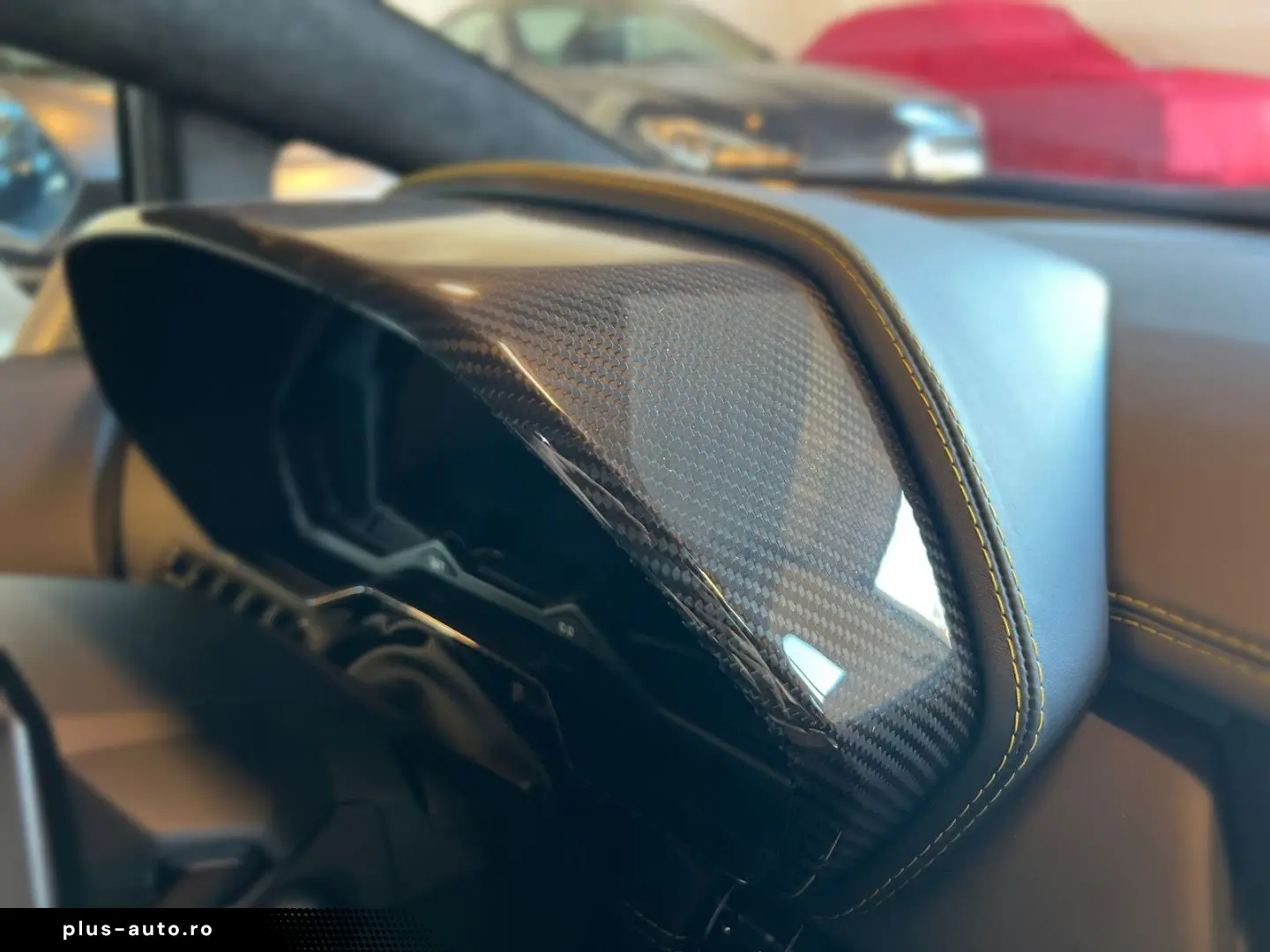 LAMBORGHINI Aventador S Roadster-TOP-LEASING-FINANZIERUNG-