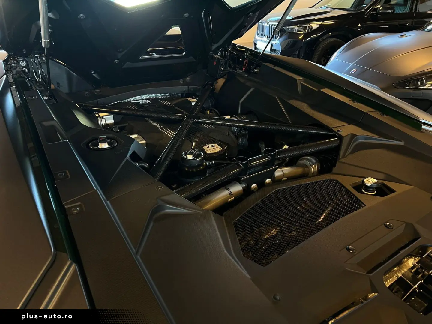 LAMBORGHINI Aventador S Roadster-TOP-LEASING-FINANZIERUNG-
