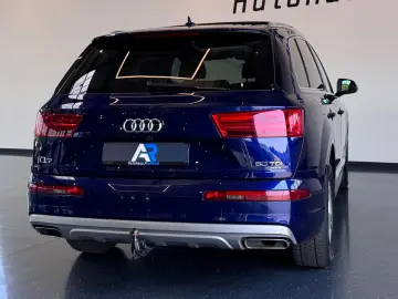 AUDI Q7 50TDI quattro VIRTUAL PANO AHK ALCANTARA KAME