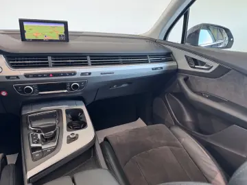 AUDI Q7 50TDI quattro VIRTUAL PANO AHK ALCANTARA KAME