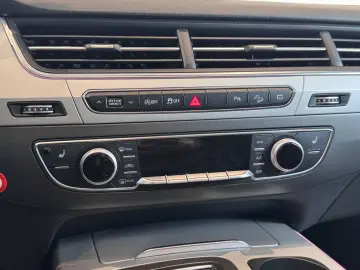 AUDI Q7 50TDI quattro VIRTUAL PANO AHK ALCANTARA KAME
