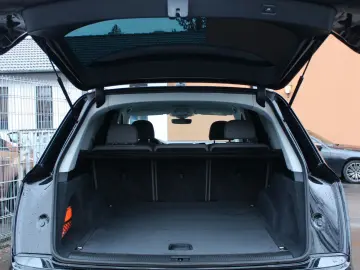AUDI Q7 1.HAND!  FACELIFT  LEDER KAMERA VIRTUAL SOUND