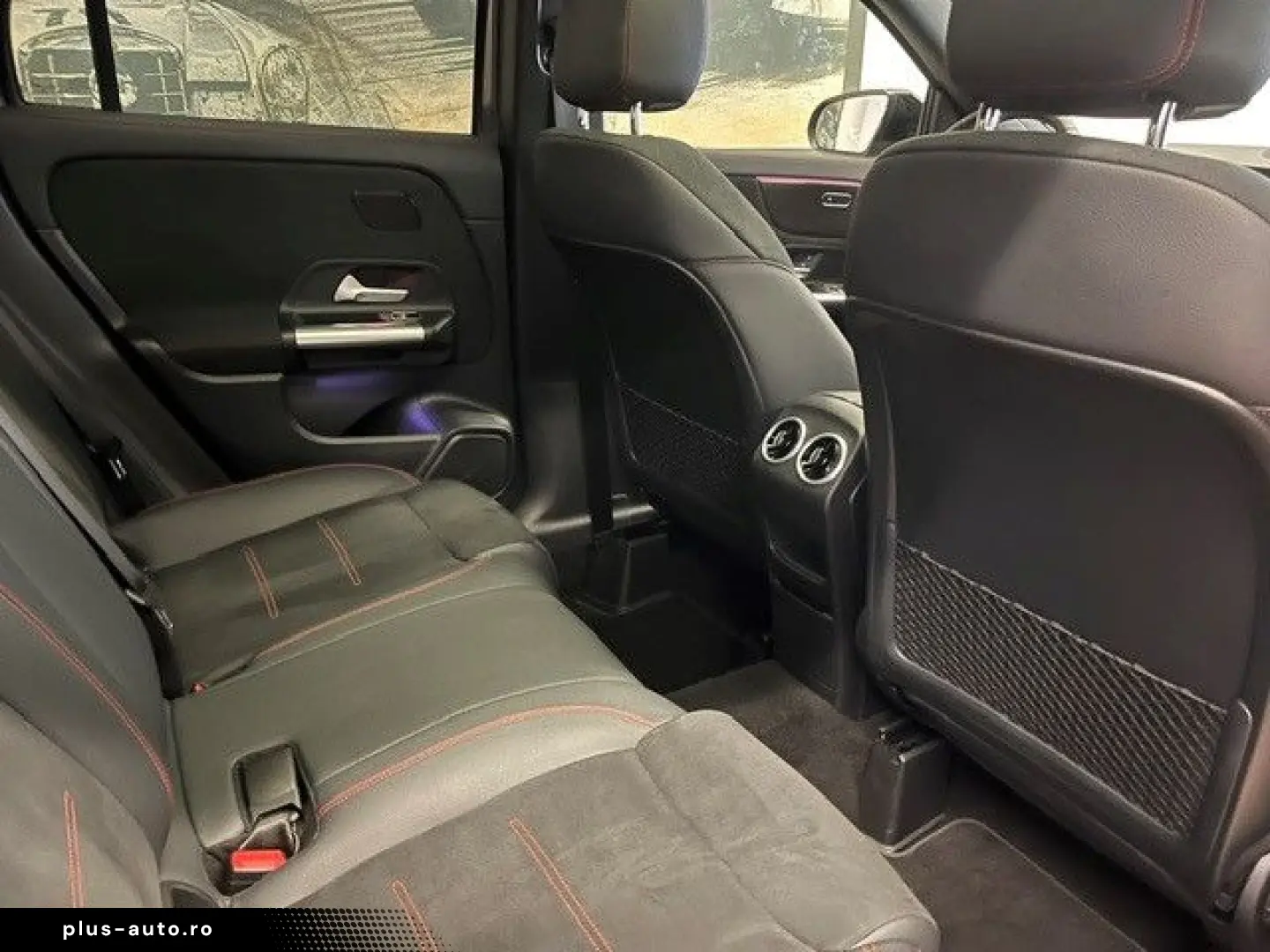 MERCEDES-BENZ GLA 250e AMG-Line Panorama KeylessGo