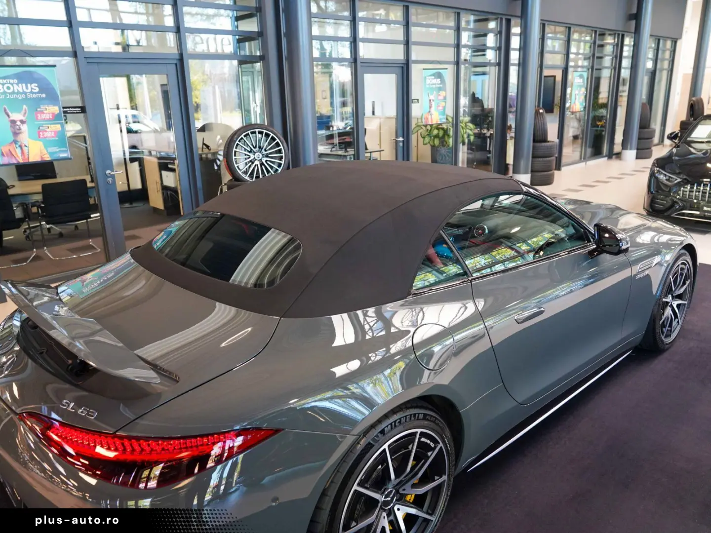 MERCEDES-BENZ SL 63 AMG 4M  silizium classicrot MANU&hellip;