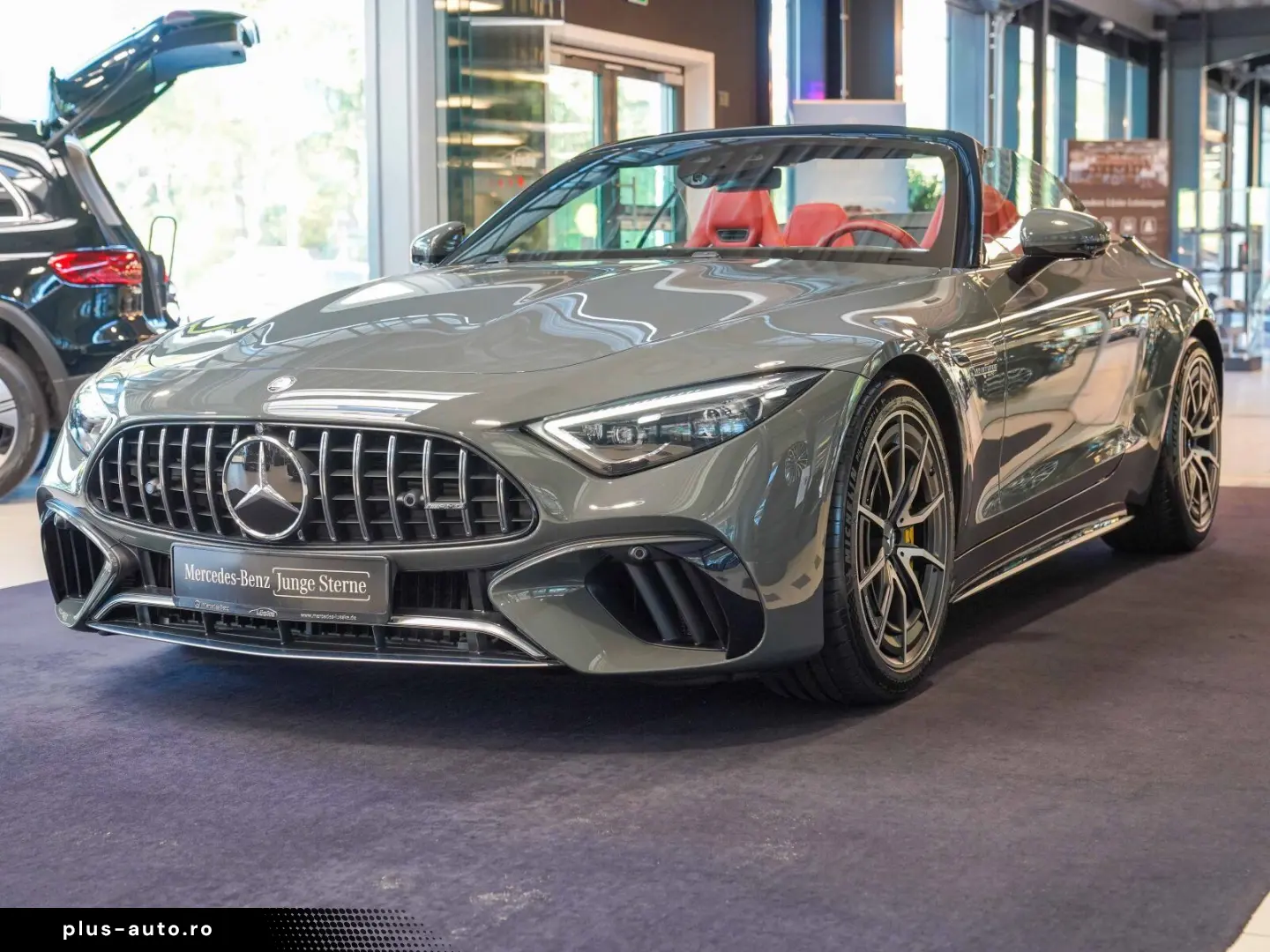 MERCEDES-BENZ SL 63 AMG 4M  silizium classicrot MANU&hellip;