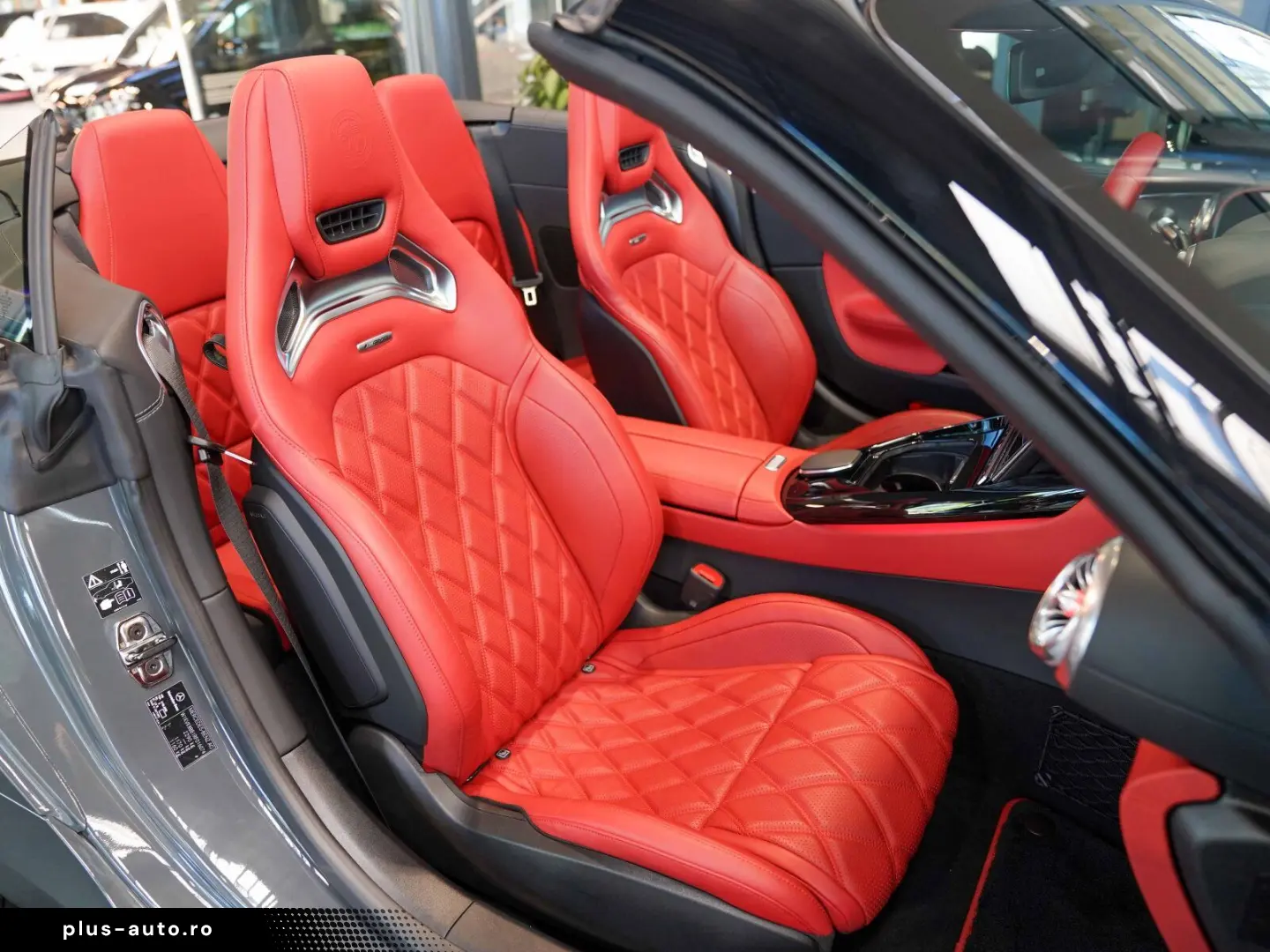 MERCEDES-BENZ SL 63 AMG 4M  silizium classicrot MANU&hellip;