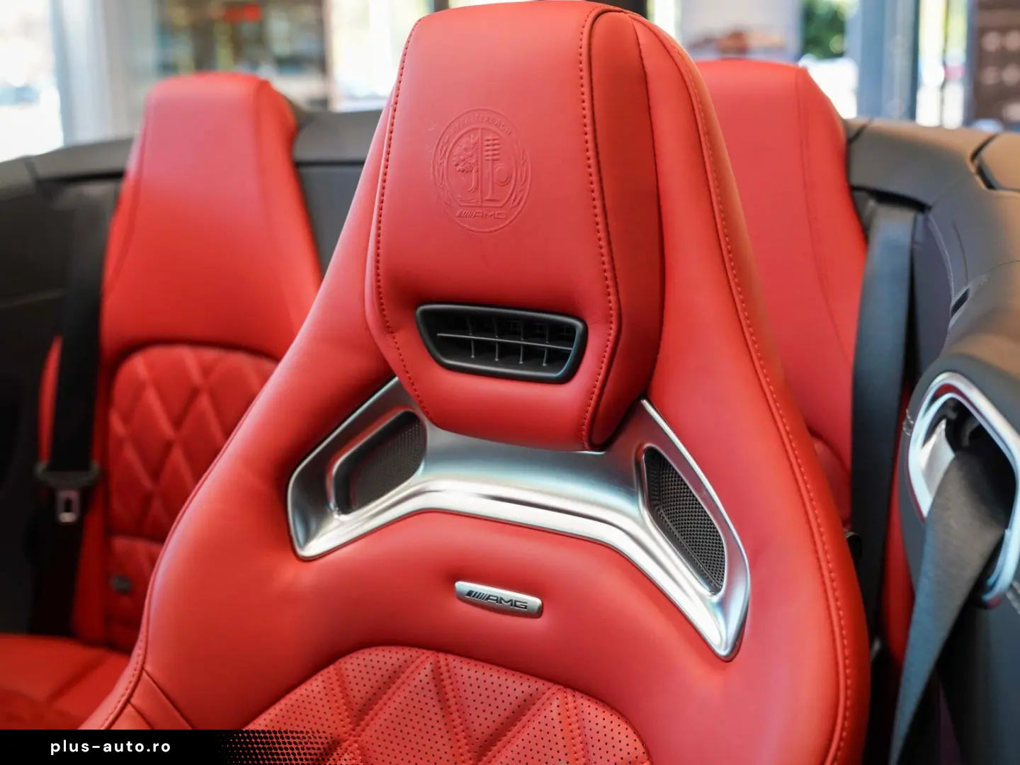 MERCEDES-BENZ SL 63 AMG 4M  silizium classicrot MANU&hellip;