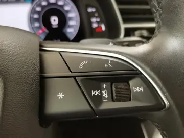 AUDI Q7 3.0 TDI 50 TDI tiptronic quattro LED Navi ACC
